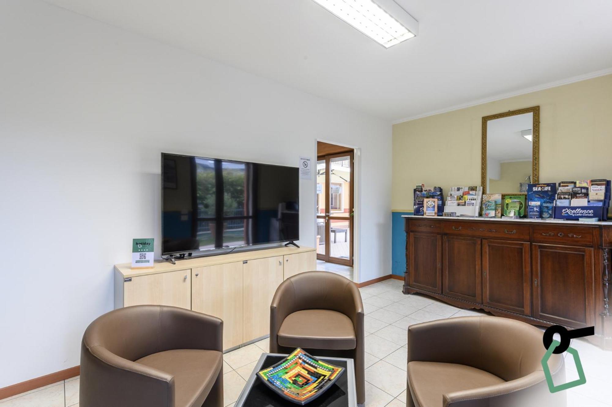 Hotiday Residence Garda Πεσκιέρα ντελ Γκάρντα Εξωτερικό φωτογραφία