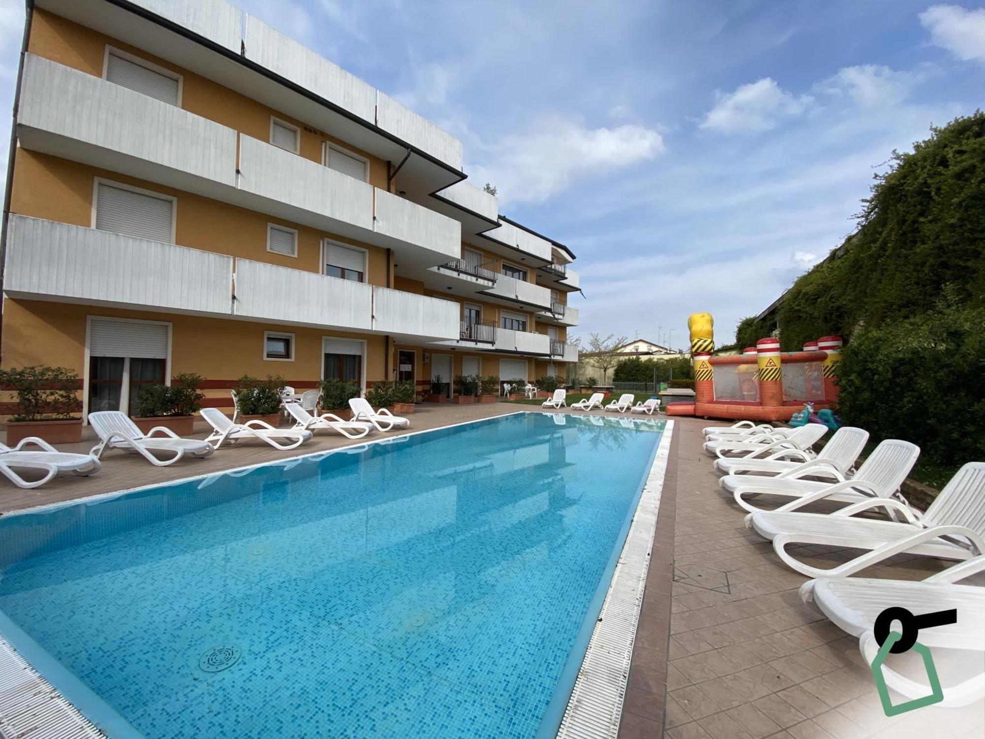 Hotiday Residence Garda Πεσκιέρα ντελ Γκάρντα Εξωτερικό φωτογραφία
